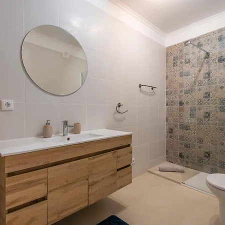 Lemon House - 400m From The - Wifi アパート *