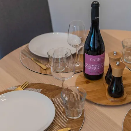 Lemon House - 400m From The - Wifi アパート *