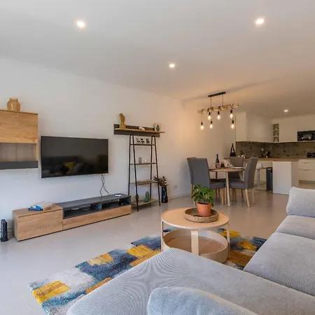 Lägenhet Lemon House - 400m From The - Wifi *