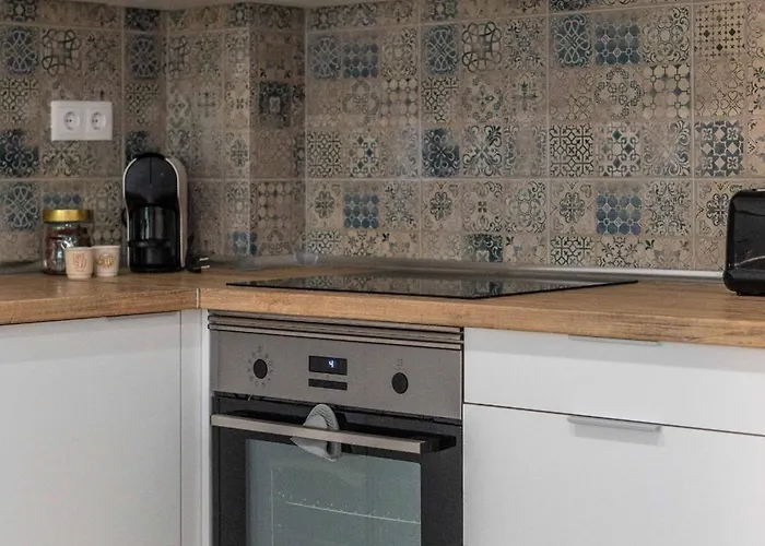 Lemon House - 400m From The - Wifi Apartment